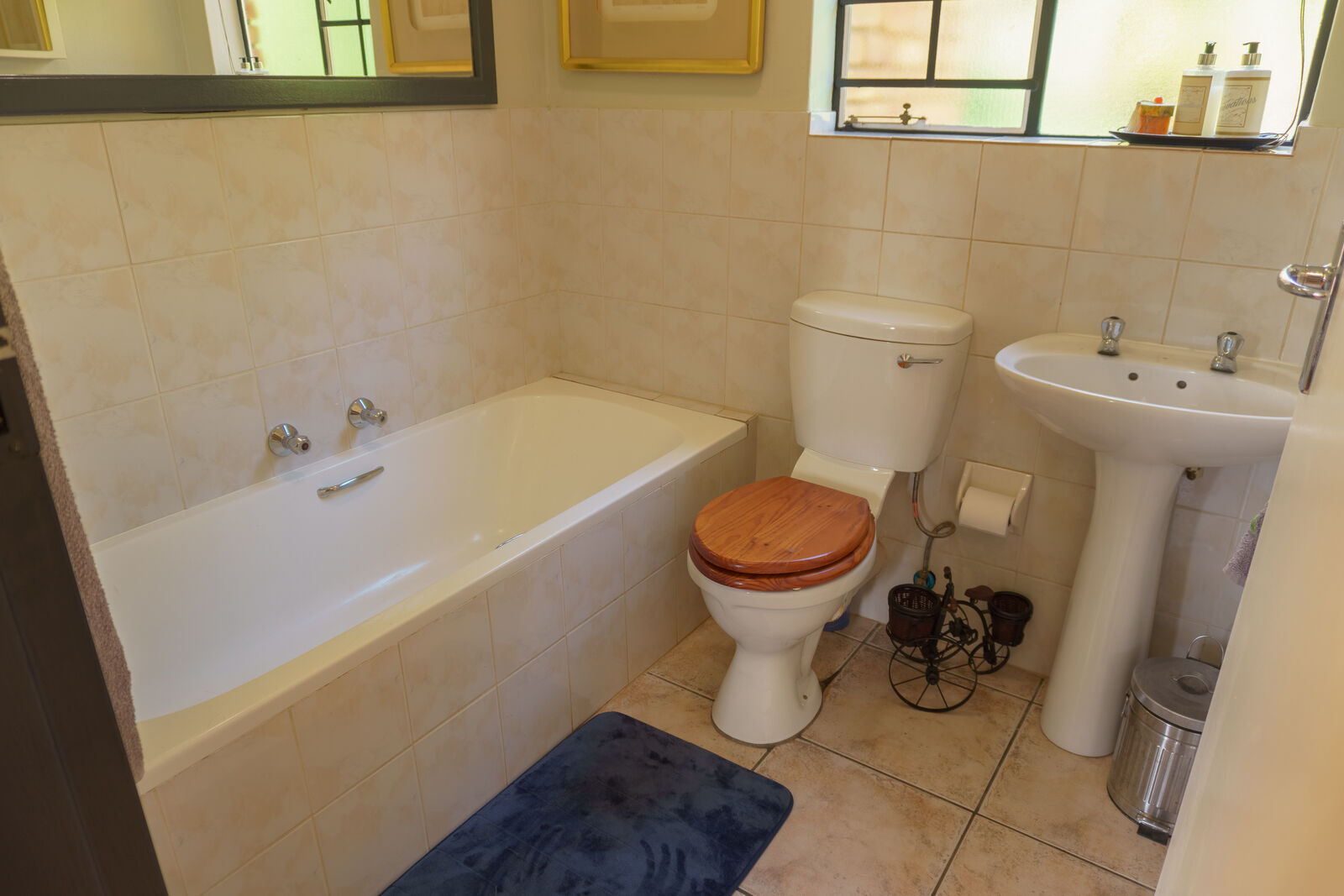 House 1 - Photo 9
